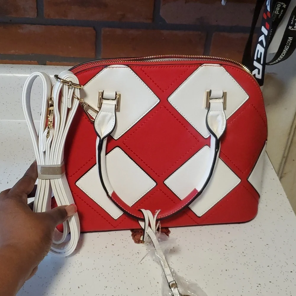 Purse - Picture 4 of 4